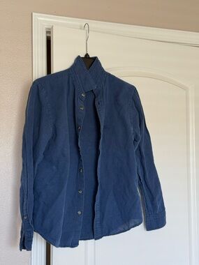 Banana Republic Men's Casual Button-Down Shirt in Navy Blue